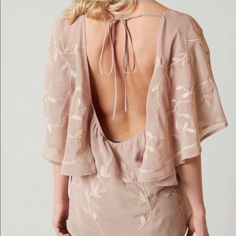 BKE Boutique Blouse Embroidered Floral Cottagecore Mauve Size XS
